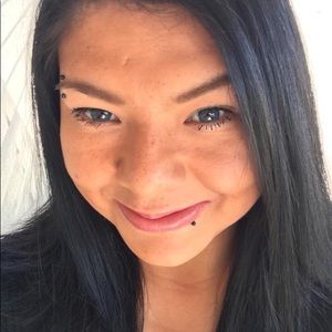 Meet your Posher, Alison